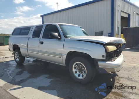 2006 Chevrolet Silverado C1500 z USA, uszkodzony, nr VIN 2GCEC19V861111765